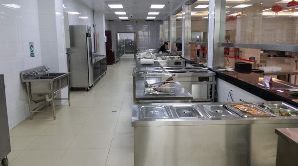 广东食堂厨房设备工程设计需要那些不锈钢厨具报价清单？