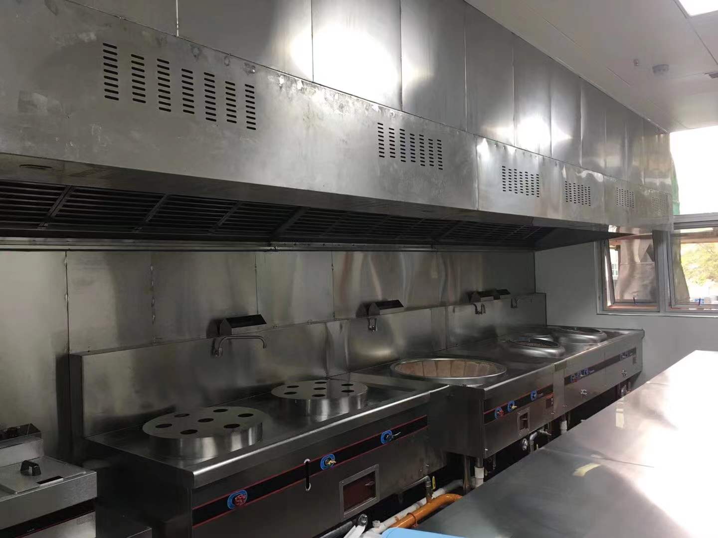 学生食堂厨房设备工程怎么设计功能区比较好